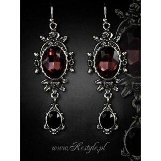 These wild roses earrings feature a central wine coloured gem and smaller black gem dangling from the bottom - both are surrounded by roses and leaves