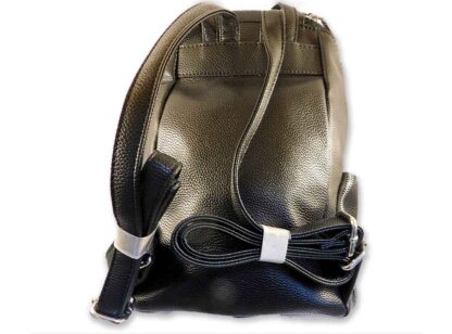 The back of the bag has adjustable shoulder straps